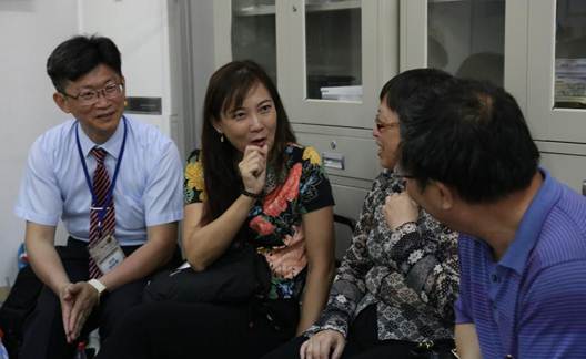 http://news.gzmu.edu.cn/images/18/05/29/13bczp3cvj/3esx_image002.jpg